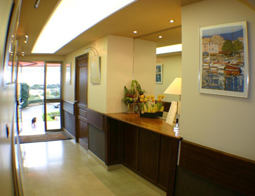 Residence Hoteliere Scudo Ajaccio  Esterno foto