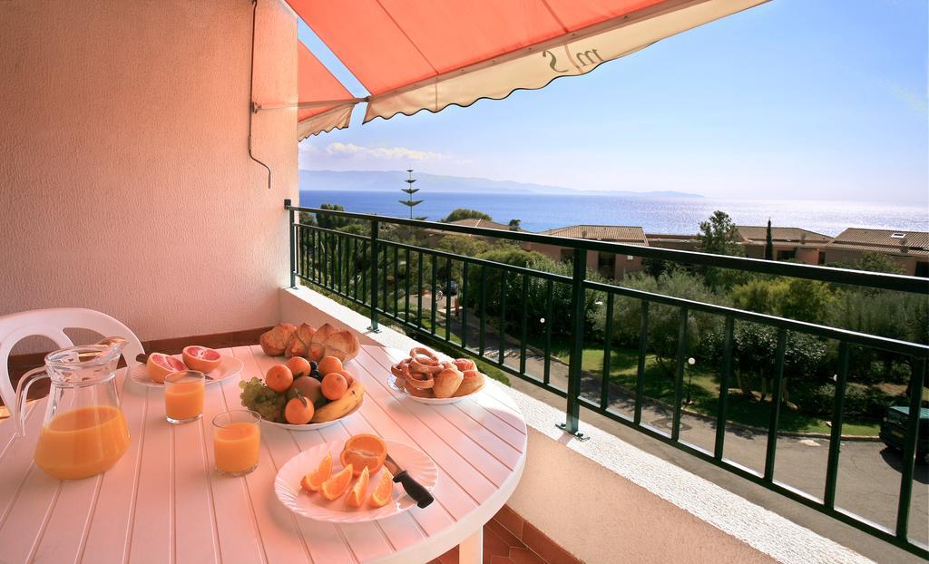 Residence Hoteliere Scudo Ajaccio  Esterno foto