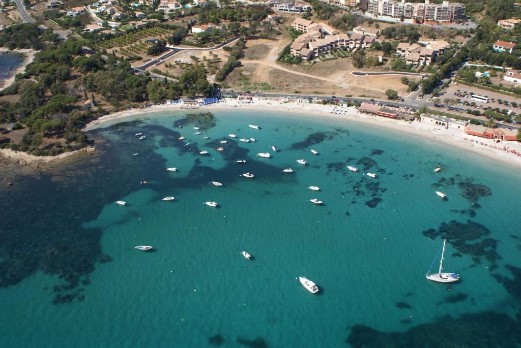 Residence Hoteliere Scudo Ajaccio  Esterno foto